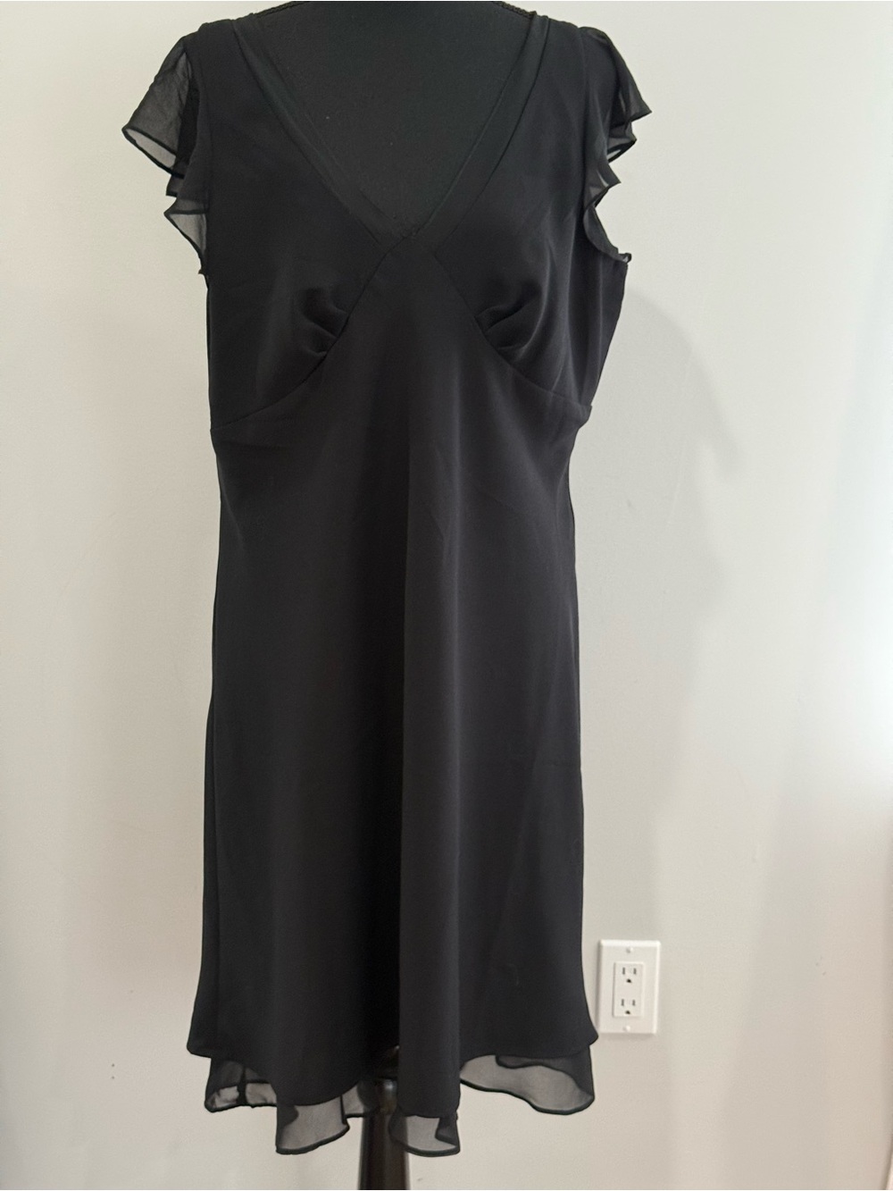 Dawn Joy 16 Women’s Black V-Neck Midi with Sheer Cap Sleeves 504